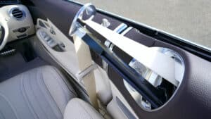 seat belts reduce only a lap belt